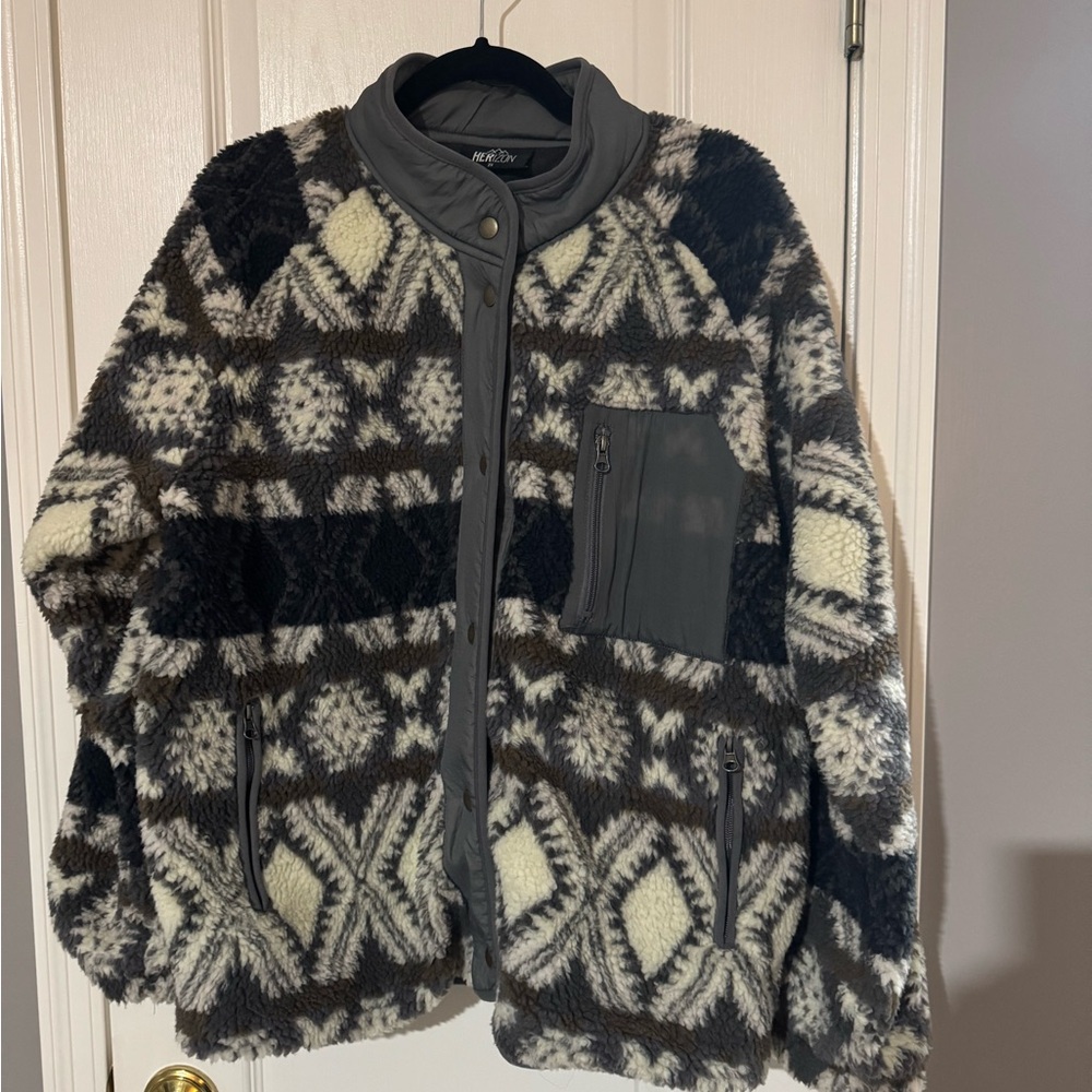 Geometric Pattern Fleece Jacket - image 1